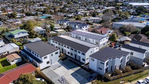 7/12 Clendon Place, Manurewa, Auckland