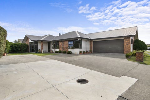 11 Geneva Terrace, Kelvin Grove, Palmerston North
