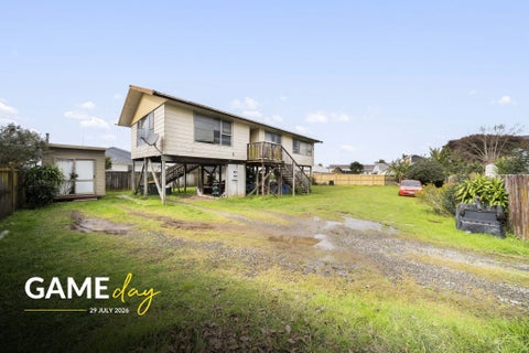 42 Beach Road, Te Atatu Peninsula, Auckland