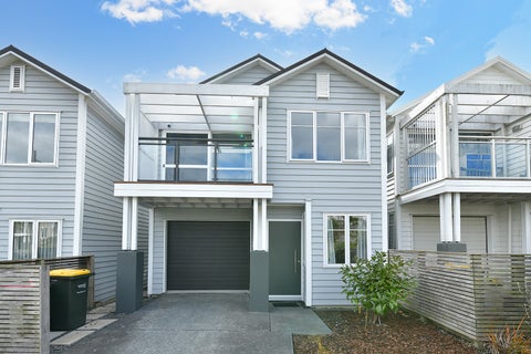 70 Arrowsmith Drive, Flat Bush, Auckland