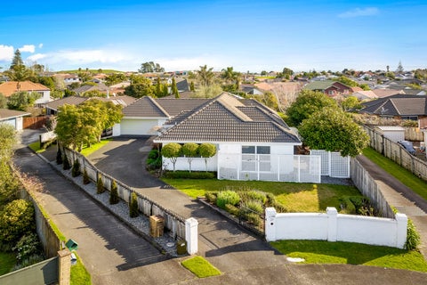 27 Travers Place, Northpark, Auckland