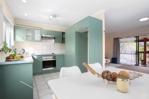 112A Kervil Avenue, Te Atatu Peninsula, Auckland