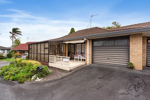 10/15 Don Street, Papakura, Auckland