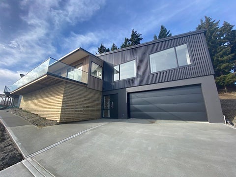 7 Pearce Place, Wanaka