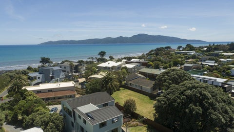 10 Kohutuhutu Road, Raumati Beach, Paraparaumu