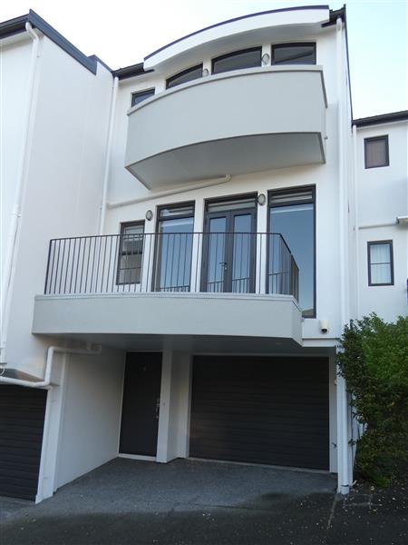 6/2 Ramsgate Terrace, Mairangi Bay, Auckland