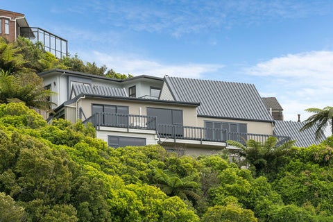 8 Kate Way, Karori, Wellington