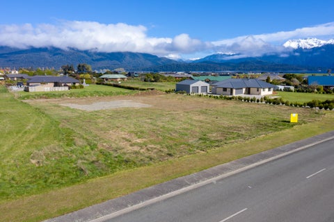63 Oraka Street, Te Anau, Te Anau