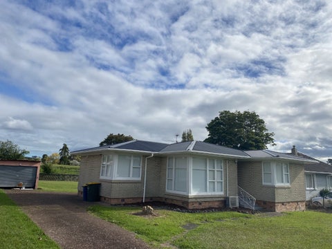 20A Nile Road, Kelston, Auckland
