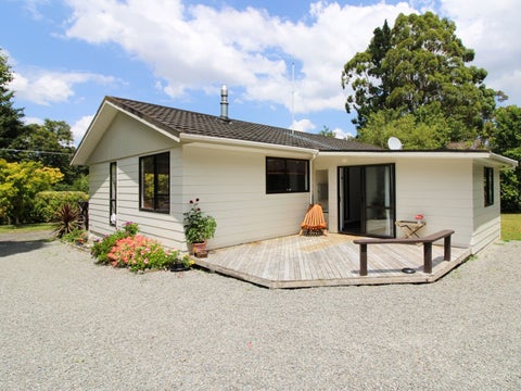 77 Underhill Road, Featherston
