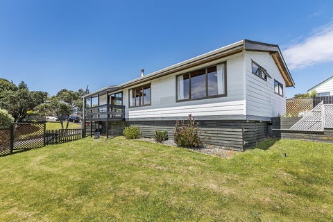 80 Mercury Way, Whitby, Porirua