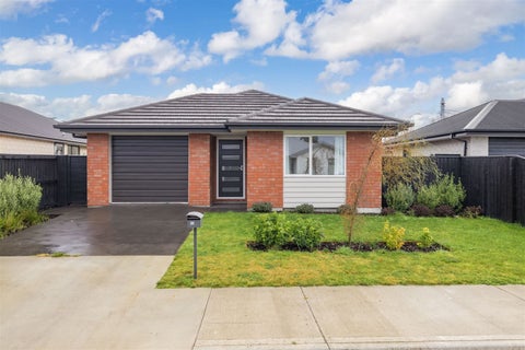 45 Tara Crescent, Woodend, Woodend