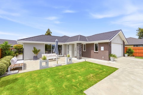 37 Pharazyn Street, Feilding, Feilding
