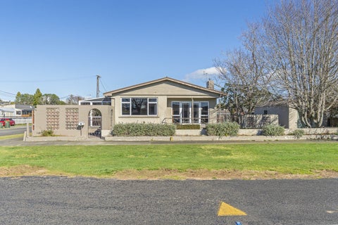 1 Strange Street, Waitara, Waitara