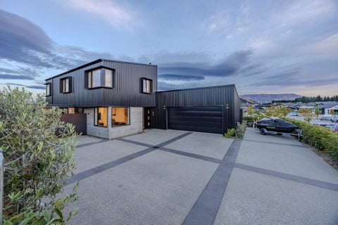 14 Riverslea Road, Wanaka