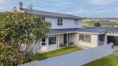 43 Fyvie Avenue, Tawa, Wellington