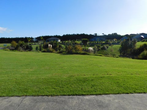 8 Riverglen Drive, Haruru, Haruru