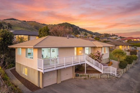 27 Idesia Grove, Richmond