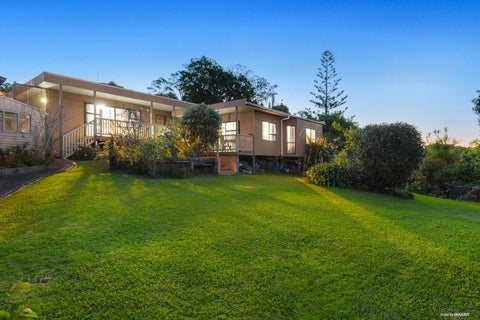 1/39 South Lynn Road, Titirangi, Auckland