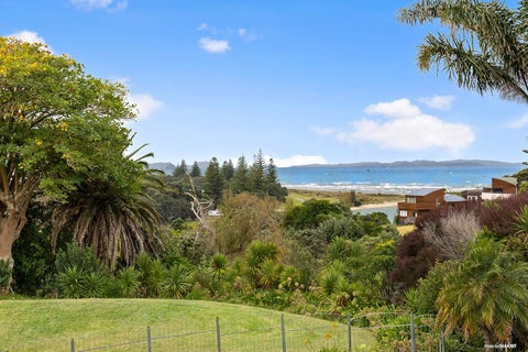 30 Amorino Drive, Red Beach, Red Beach