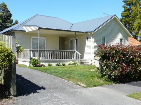 84 Alfred Street, Fairfield, Hamilton