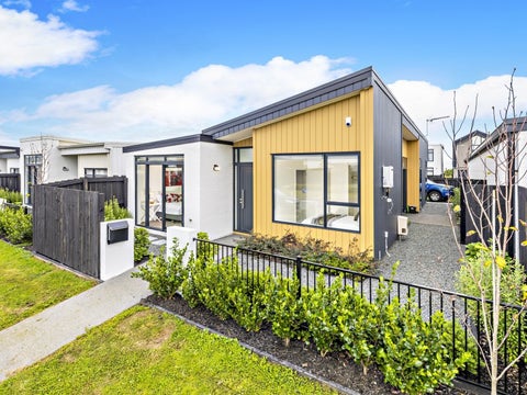 8 Liberation Road, Papakura, Papakura