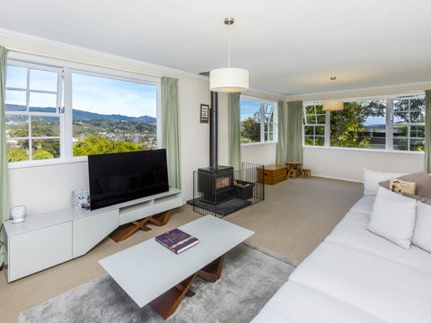 16 Alleyne Court, Brown Owl, Upper Hutt