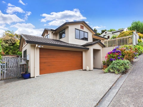 18A Latitude Close, Whitby, Porirua