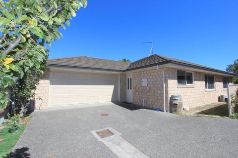 74B Stephenson Street, Blenheim