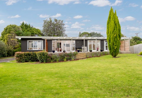 25 Hand Road, Helensville, Helensville