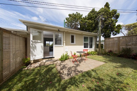 1/0 Wheturangi Road, Greenlane, Auckland