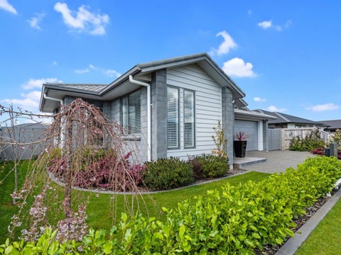 39 Kahuparere Crescent, Pyes Pa, Tauranga