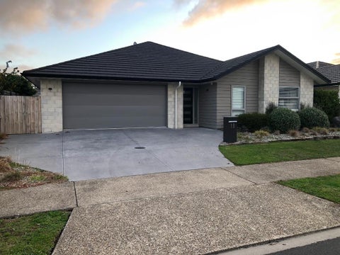 19 Tuaia Street, Pyes Pa, Tauranga