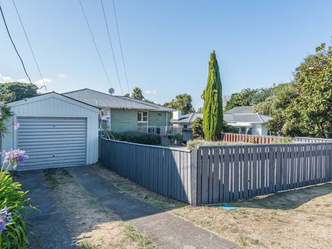 10 Gray Avenue, Paraparaumu Beach, Paraparaumu