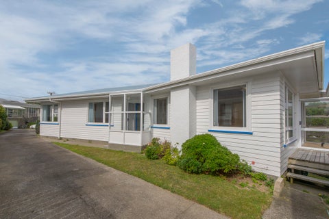 27 Baylands Drive, Newlands, Wellington
