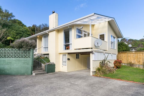 5 Silverbirch Grove, Churton Park, Wellington