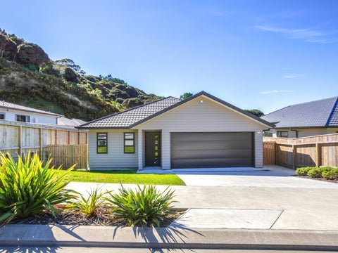 26 Moonsail Drive, Whitby, Porirua