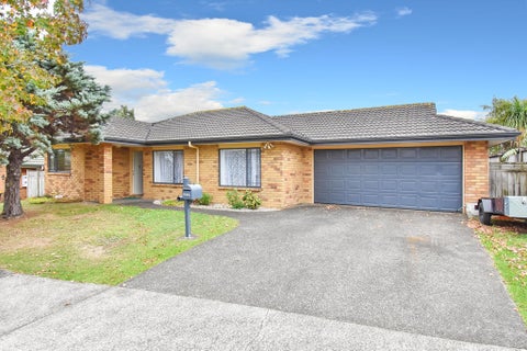 5 Adair Place, Weymouth, Auckland