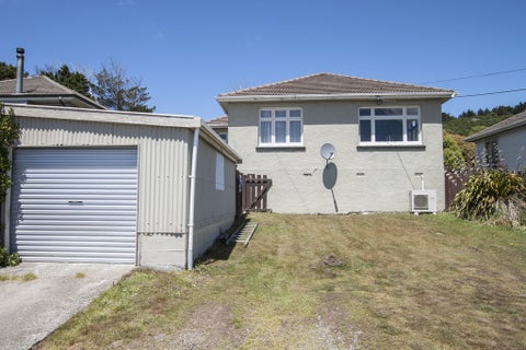40 Pearce Street, Bluff
