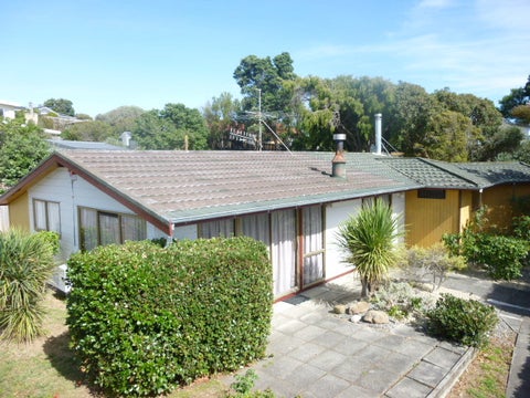 4 Kaitawa Street, Waikanae Beach, Waikanae