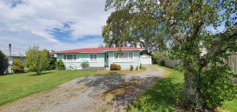32 Harrison Street West, Featherston