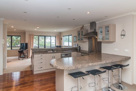 1/1 Wellington Road, Paekakariki, Paekakariki