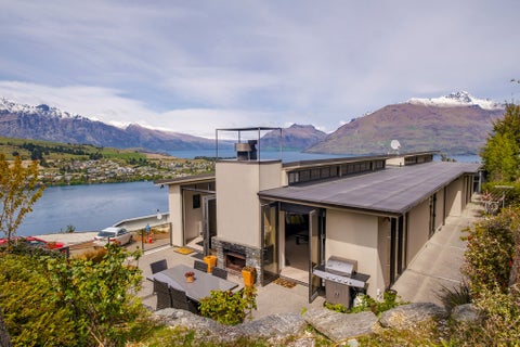 15 Olivers Place, Queenstown, Queenstown