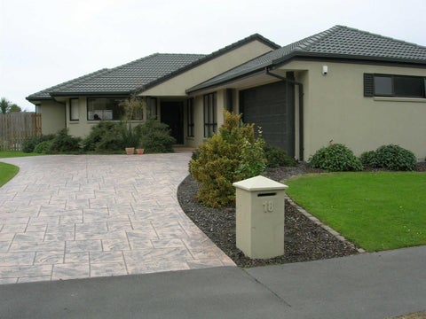 18 Amoka Crescent, Parklands, Christchurch
