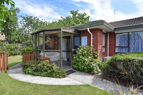 2/6 Florance Place, Parklands, Christchurch