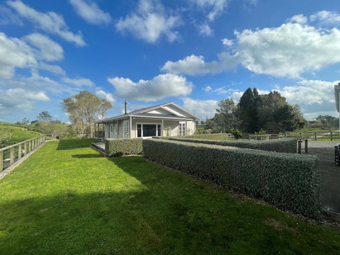 1353 Mountain Road, Inglewood, Inglewood