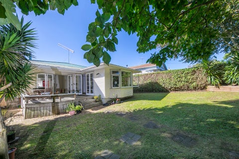 15 Rangipawa Road, One Tree Hill, Auckland