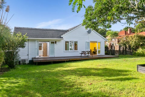 71 Atkinson Road, Titirangi, Auckland