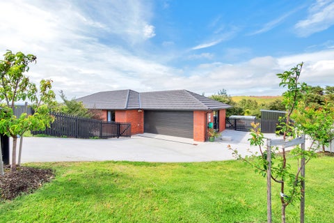 41 Omana Avenue, Helensville