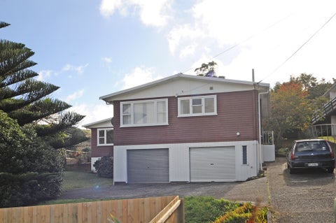 5 Chaucer Way, Karori, Wellington